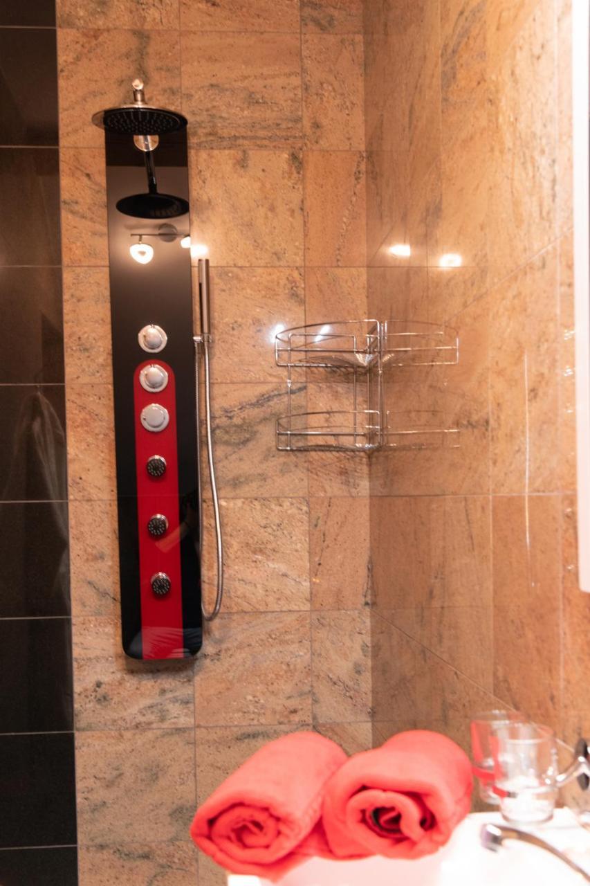 Romanticky Wellness Suite Hotel Heinz Dobris Exterior foto